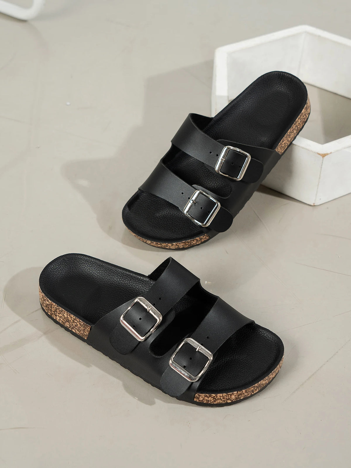 Women's Fashion Slippers Waterproof Non-Slip Thick Sole Wear